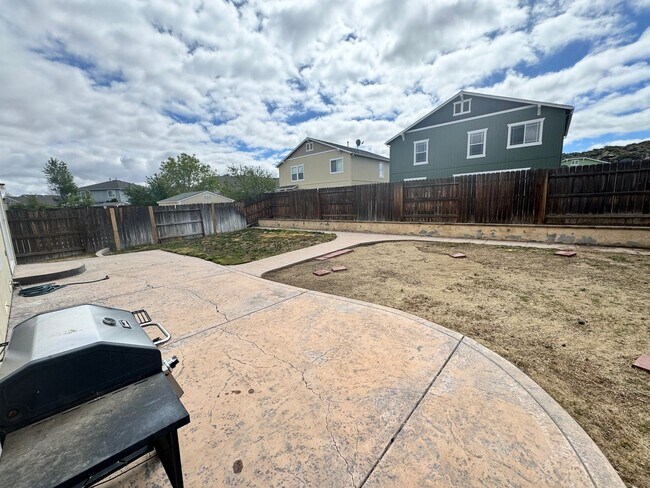 Building Photo - 7744 Tulear St