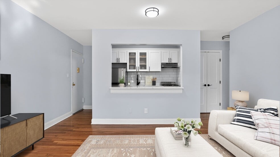 Welcome to Eagle Rock Apartments at Mineola, where modern comfort meets stylish living. This beautifully designed space features a spacious layout, contemporary finishes, and inviting natural light. Schedule your tour today to see your new home! - Eagle Rock Apartments at Mineola