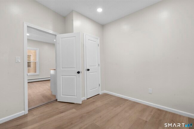 Building Photo - 26-28-28 Mc Lean St