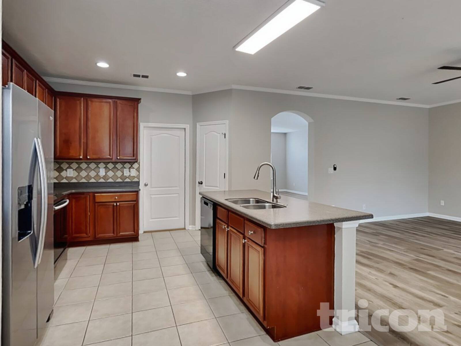 Building Photo - 10818 Birchard Ln