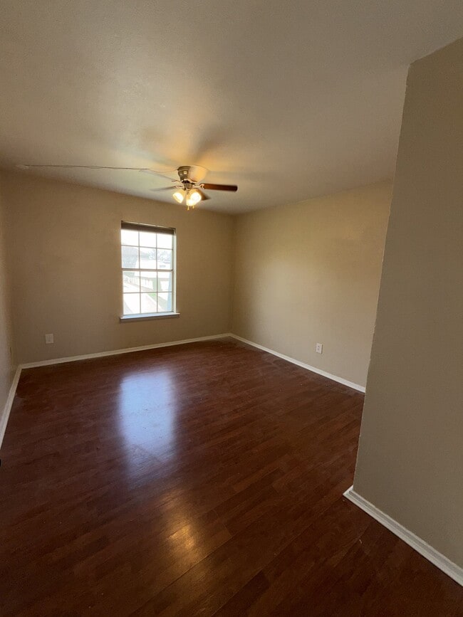 Building Photo - 8005 Carrick St