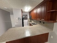Building Photo - 6055 W 19th Ave