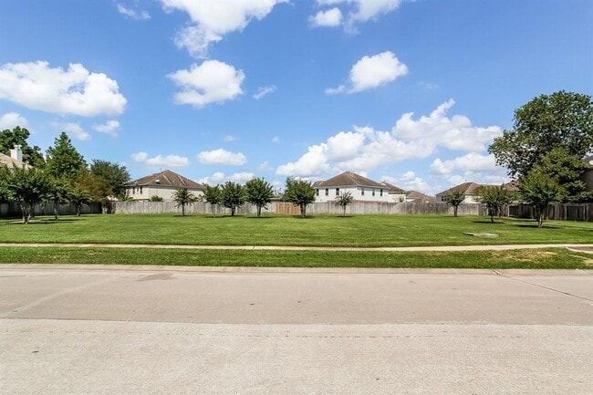 Building Photo - 20802 Fox Swift Ct