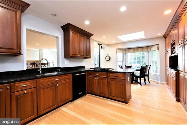 Building Photo - 9808 Korman Ct
