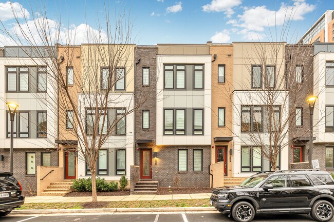 Building Photo - 147 Prairie Ln