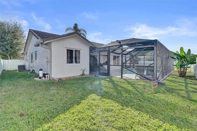 Building Photo - 7909 NW 19th St