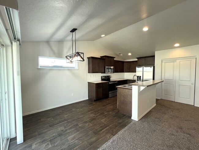 Building Photo - Beautiful 3 bed 2 bath home in Caldwell ju...