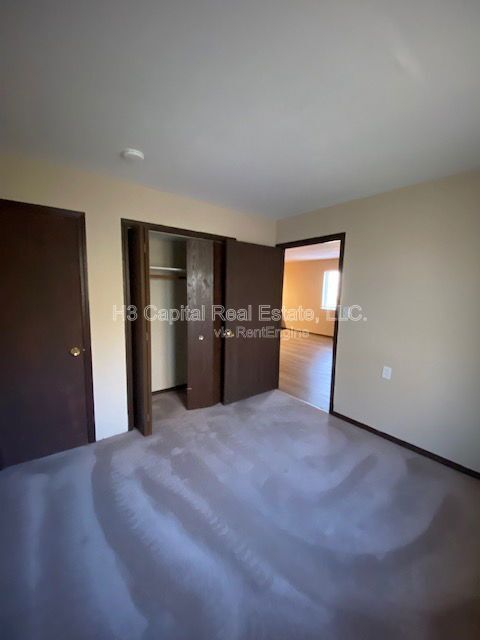 Building Photo - 901 2nd St