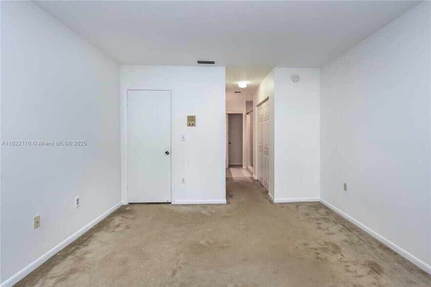 Building Photo - 8299 Balgowan Rd