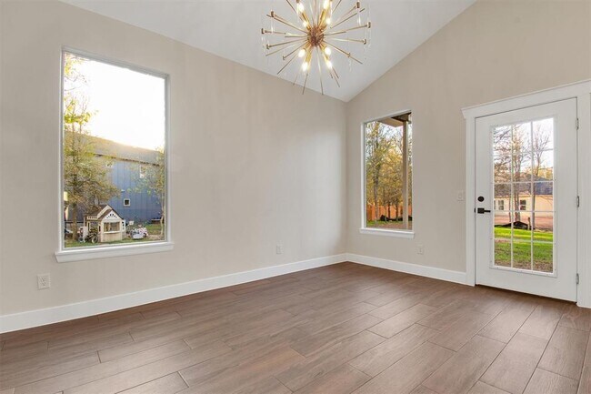 Building Photo - 104 Kipapa Ct