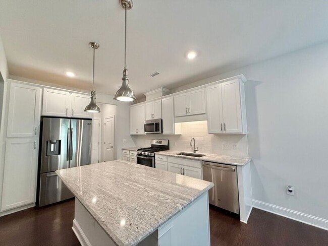 Building Photo - 414 Shale Creek Dr