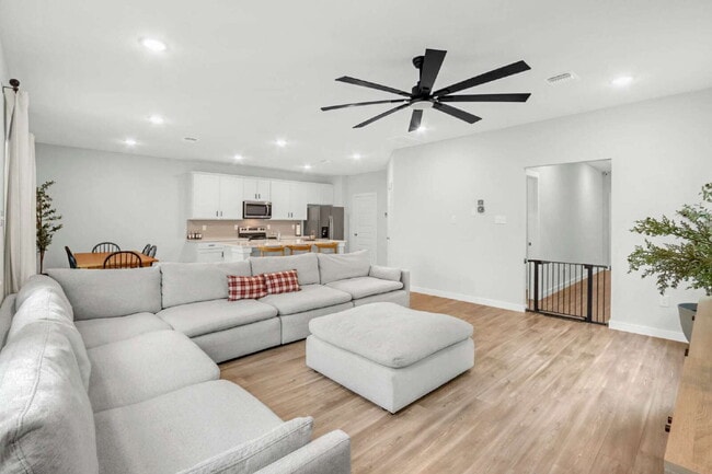 Building Photo - "Charming 4-Bedroom Sanctuary with 2.5 Baths in San Antonio – Spacious 2,097 Sq Ft Home available...