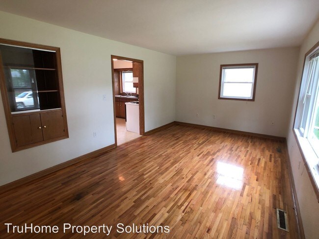 Building Photo - 1001 S 19th St