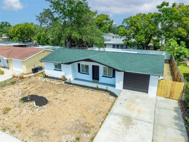 Building Photo - 11524 Newell Dr
