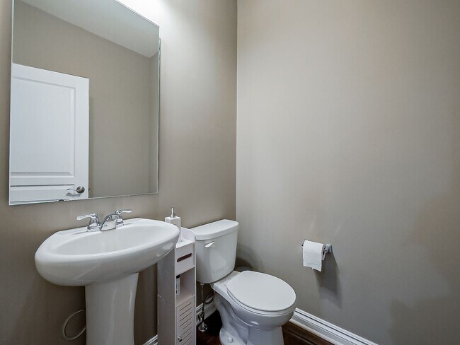 Building Photo - 23431 Crooked Tree Ct S
