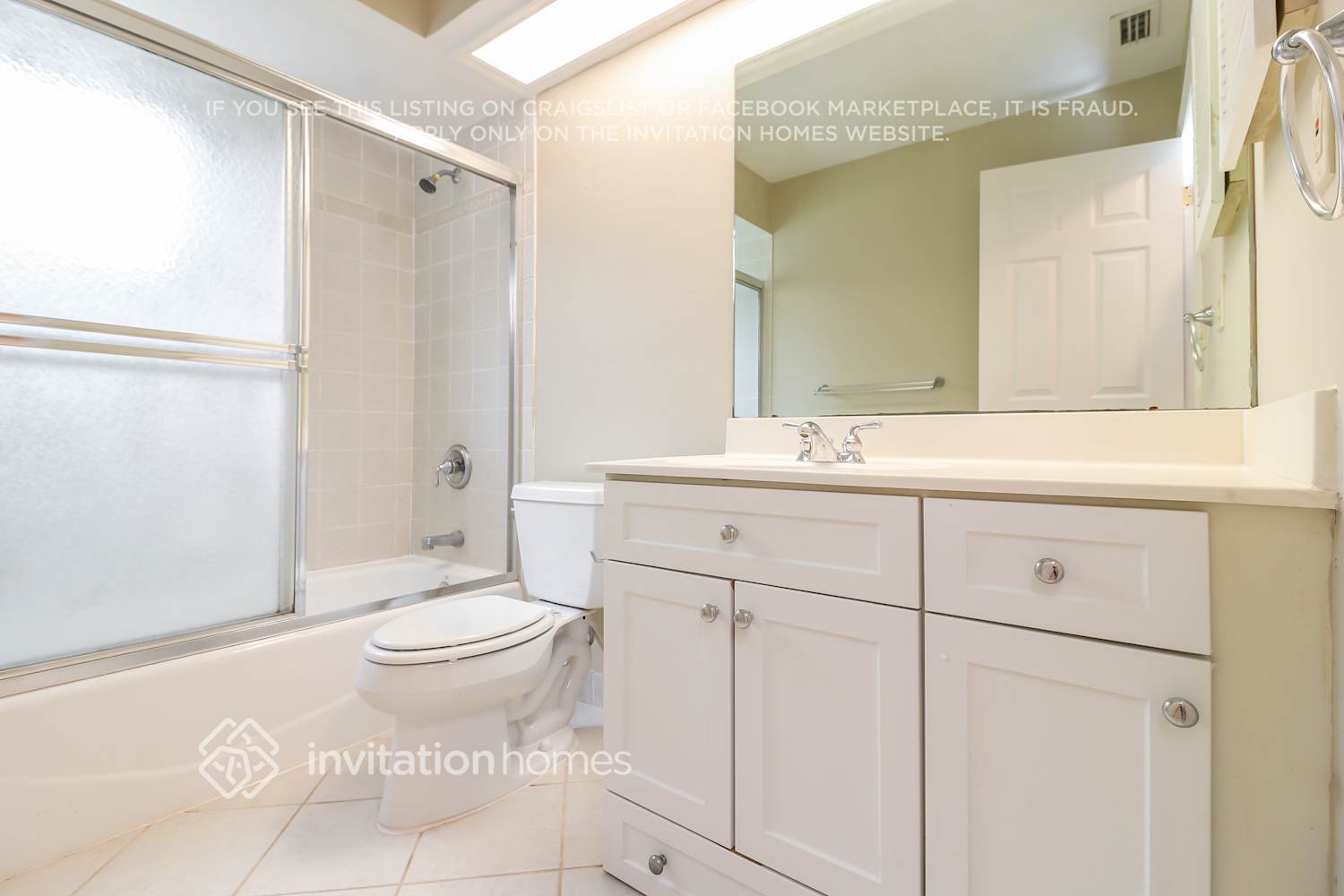 Building Photo - 5461 Oakridge Dr