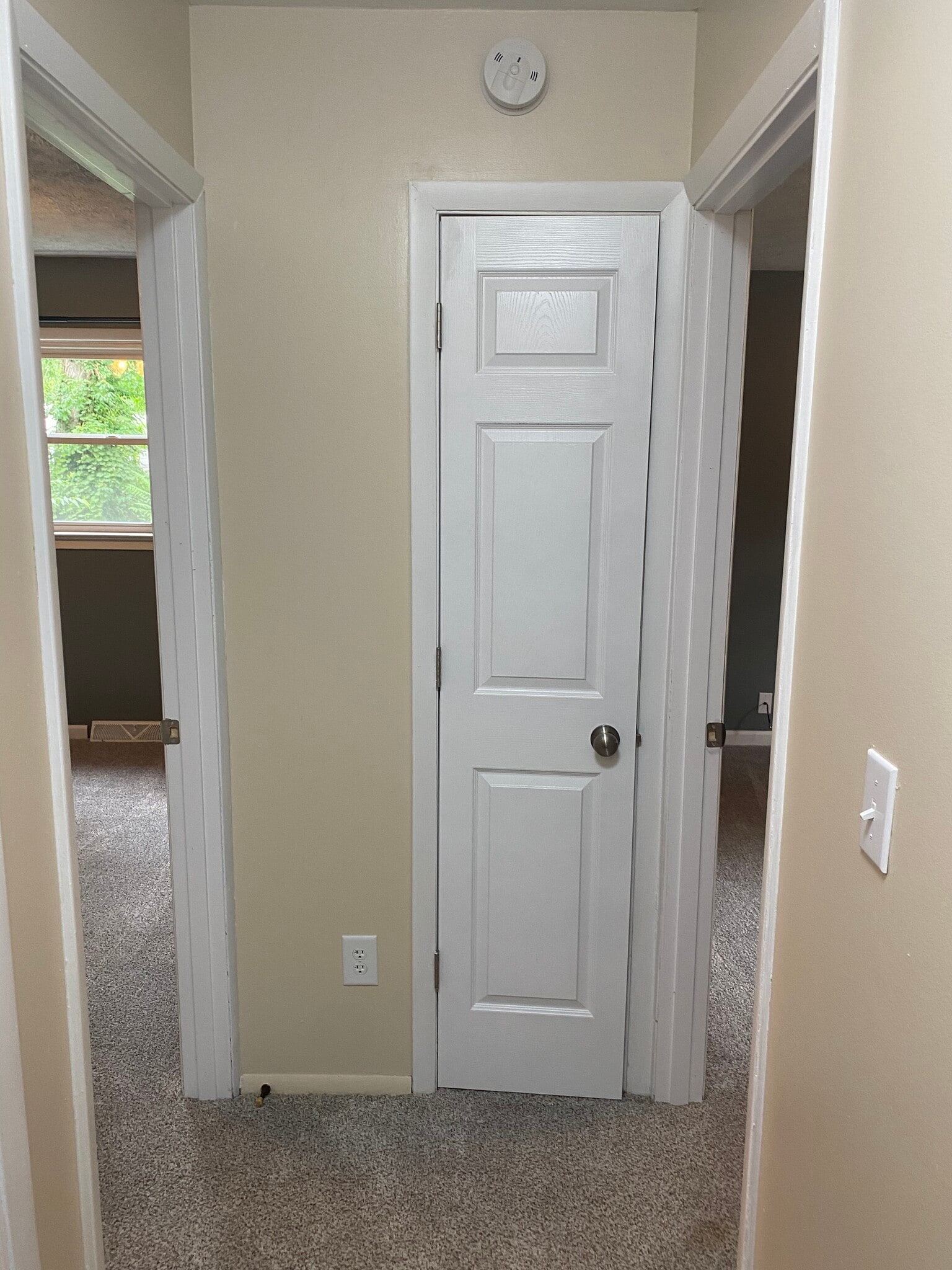 Upstairs hallway - 219 W Elm St