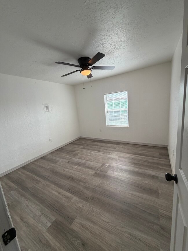 Building Photo - 1415 NW 44th St