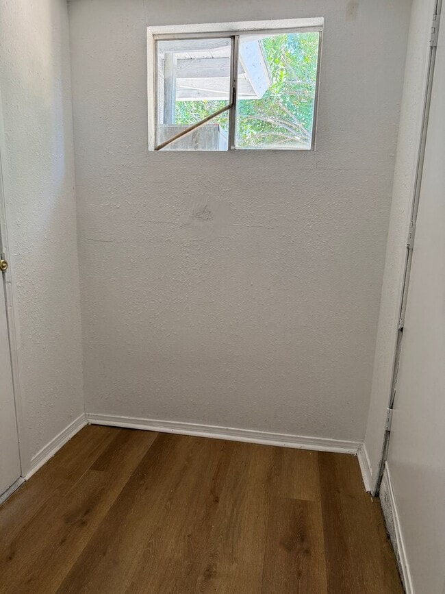 Building Photo - Charming 4-Bedroom Home for Rent in San Be...
