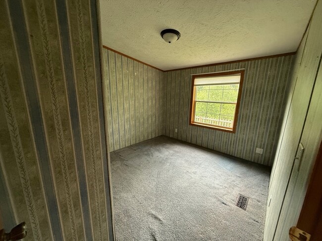 Building Photo - 37 Dusty Trail