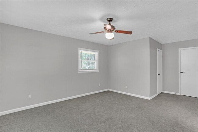 Building Photo - 4906 Wolverton Dr
