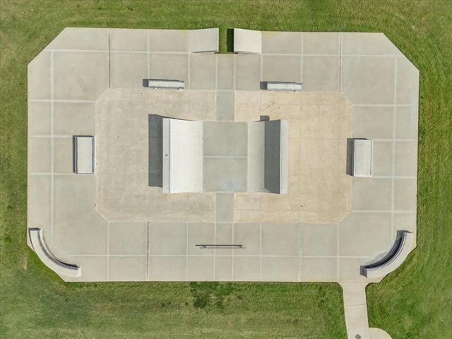 Building Photo - 5937 Revere Dr