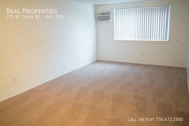 Building Photo - 721 W Clark Rd