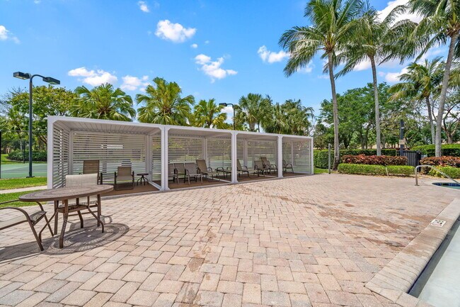 Building Photo - 10652 Ivanhoe Ln