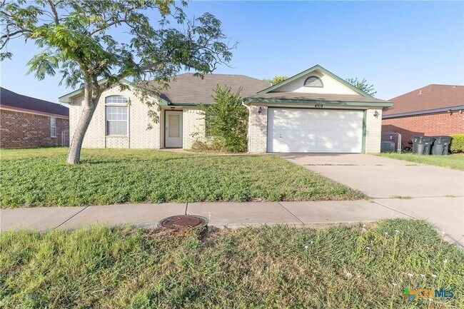 Building Photo - 4514 Hondo Dr