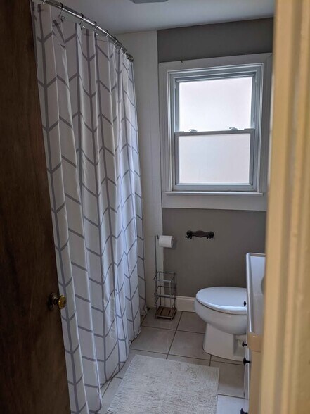 Building Photo - 71 Delham Ave