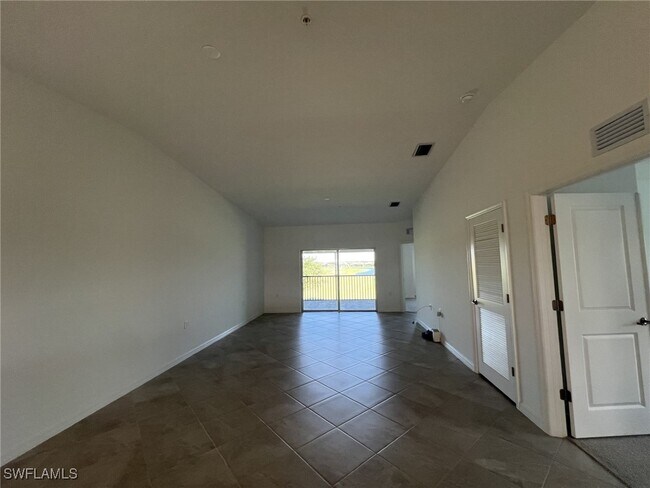 Building Photo - 5454 Double Eagle Cir