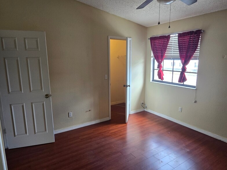 Building Photo - 12608 Castle Hill Dr