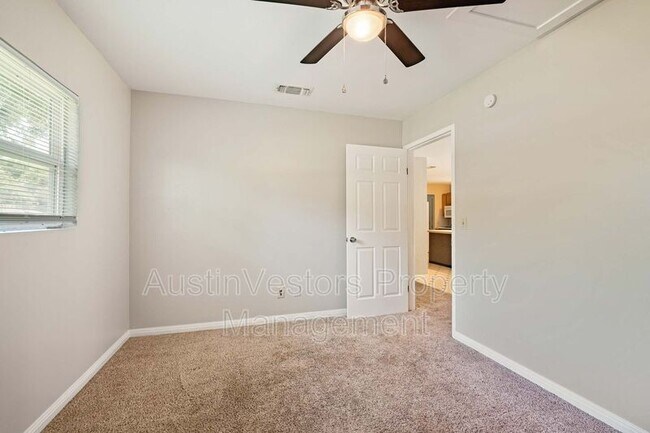 Building Photo - 2502 Cypress Ln
