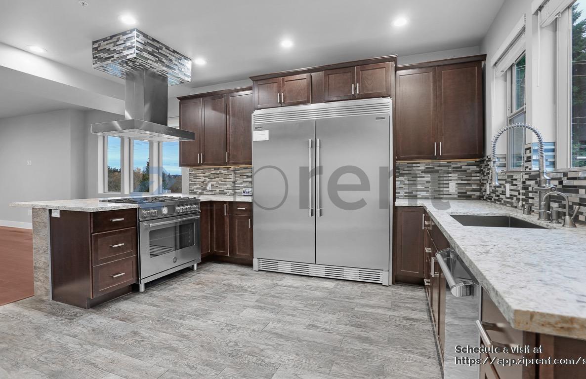 Building Photo - 17530 83rd Pl NE