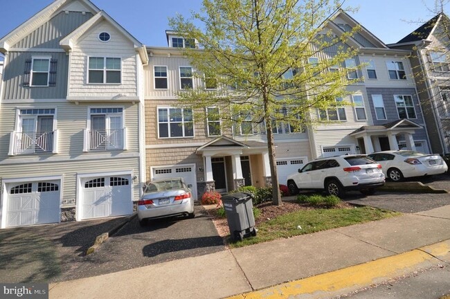 Building Photo - 1571 Renate Dr