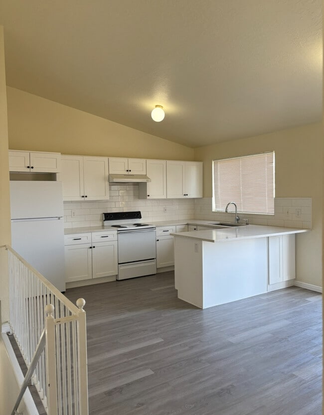 Building Photo - 6189 Dewdrops Dr