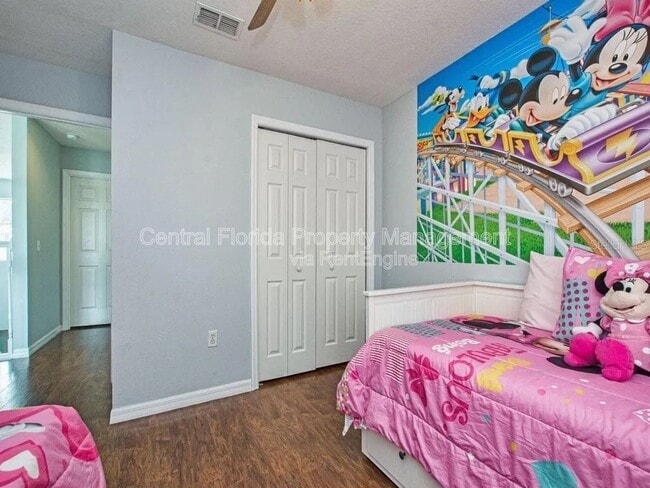 Building Photo - 2937 Sunset Vista Blvd