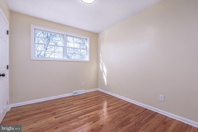 Building Photo - 344 Nimitz Rd