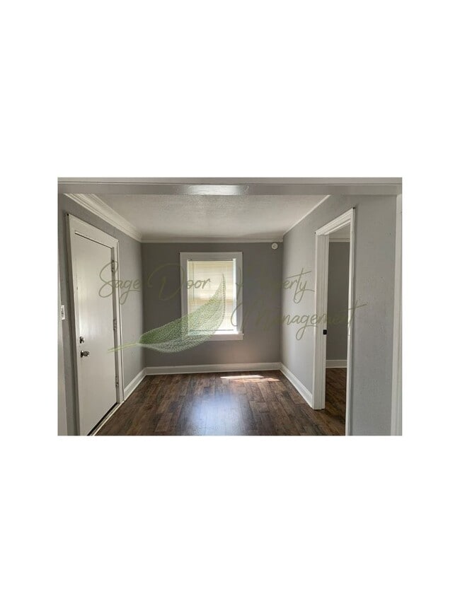 Building Photo - 1 FREE MONTH OF RENT!!!
