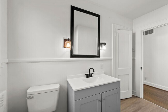 Building Photo - Beautiful 3bed/1bath