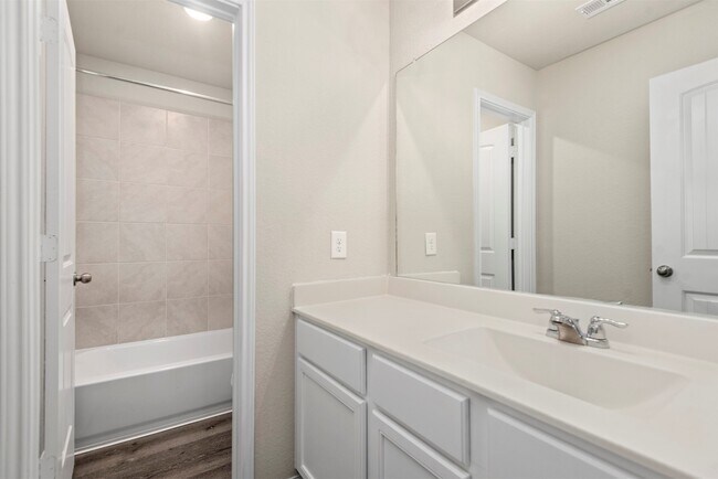 Building Photo - 3608 Cub Dr