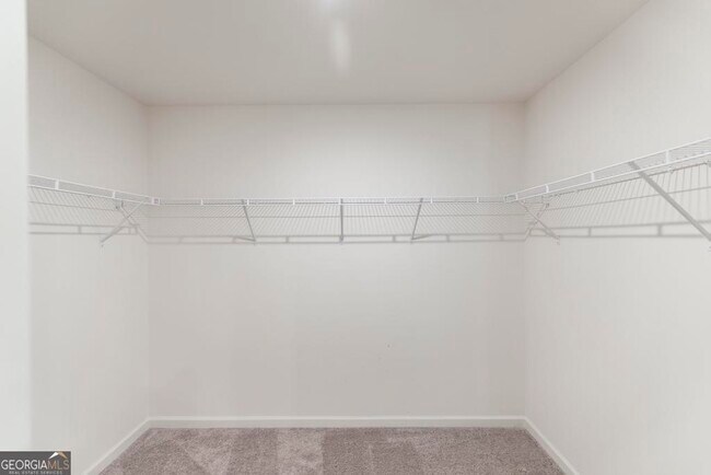 Building Photo - 105 Flat Rock Ml Trl