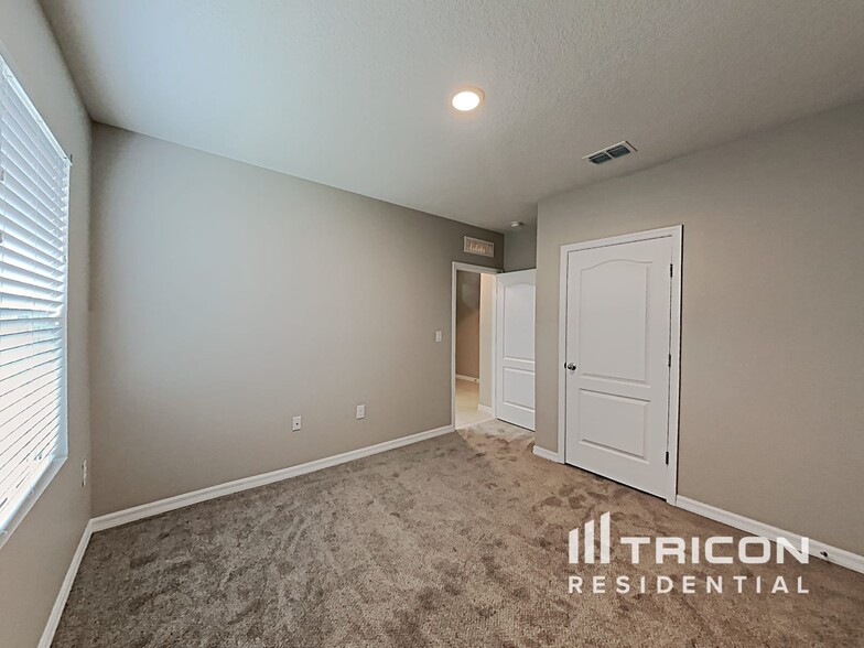 Building Photo - 309 Aberdeen Dr