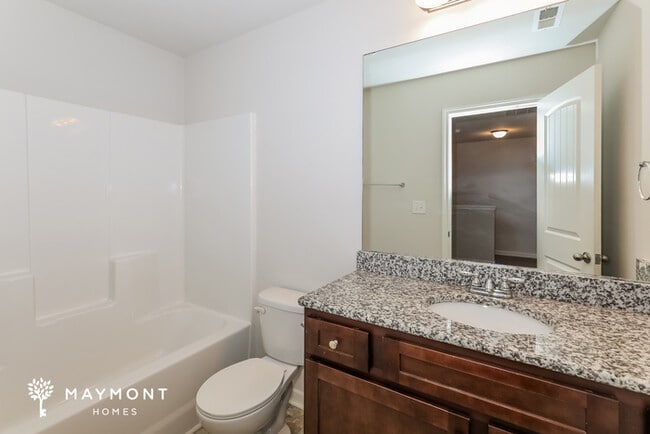 Building Photo - 1950 Old Dogwood