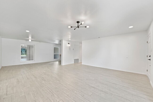 Building Photo - Welcome to Lark!