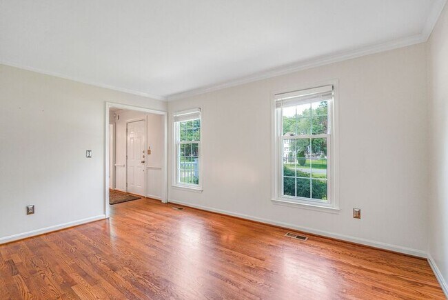 Building Photo - 94 Cleremont Dr