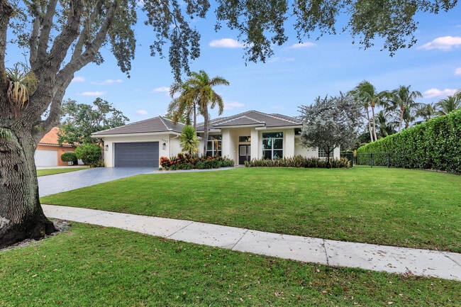 Building Photo - 3317 Embassy Dr