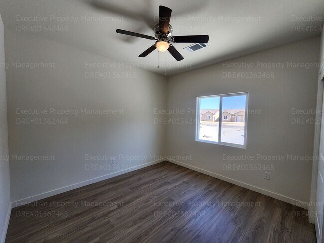 Building Photo - 8521 Grandy St