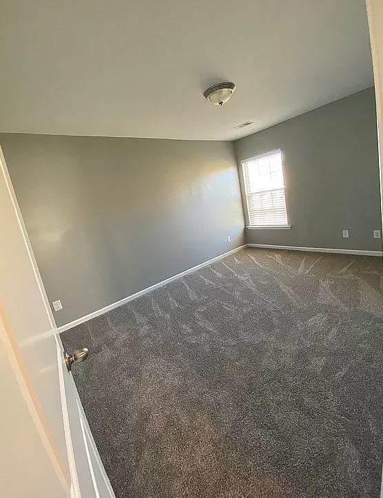 Building Photo - 521 Lone Rider Path