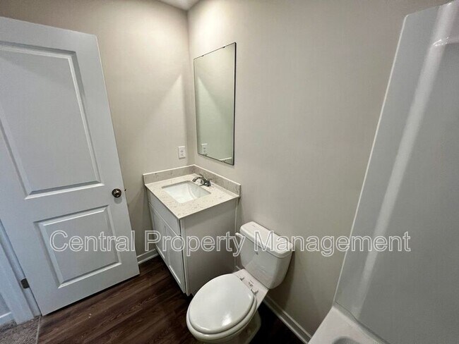 Building Photo - 6014 Tavener Dr
